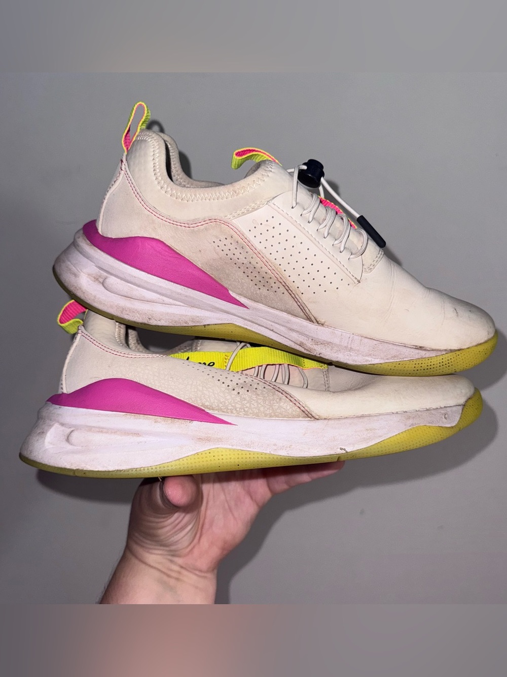 Clove Women’s Nursing Sneakers Size 9 White Pink Yellow Slip On Shoes